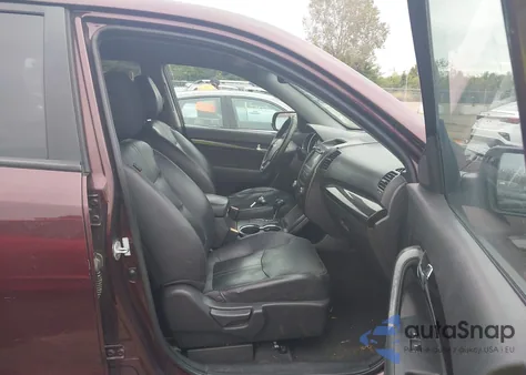2011 Kia Sorento Ex z USA, uszkodzony, nr VIN 5XYKUDA18BG022580